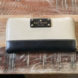 Greatly loved Kate Spade wallet